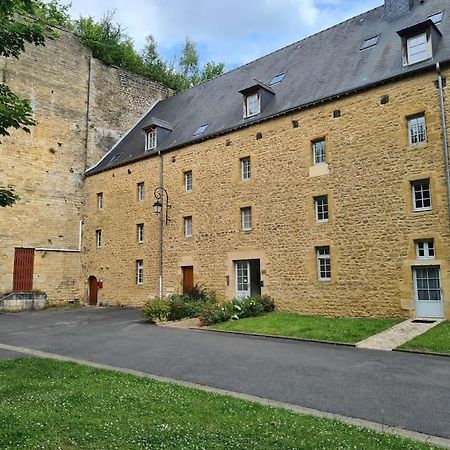 Aux Remparts Du Chateau Sedan Kültér fotó